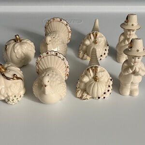 Lenox Thanksgiving Salt/Pepper shaker set
